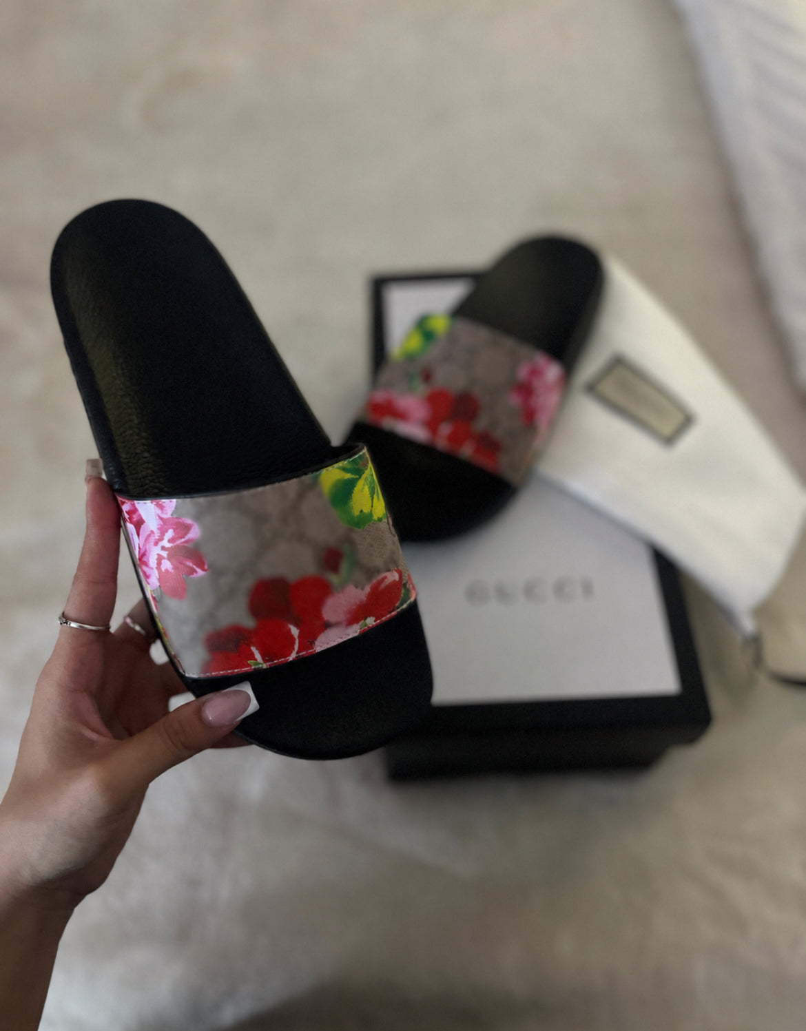 gg floral slides
